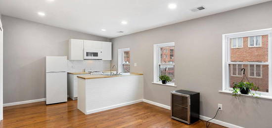 144 South St UNIT 3, Philadelphia, PA 19147