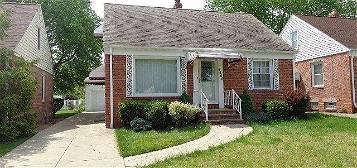 9409 Orchard Ave, Brooklyn, OH 44144