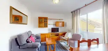 Apartamento en calle Santa Ana