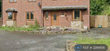 3 bedroom semi-detached house