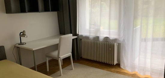 löffelfertiges WG-Zimmer mit Internet, TV, Gästeküche, Gästebad/Wc, Waschmaschine, Balkon