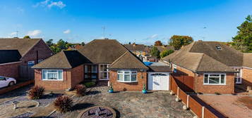 2 bedroom semi-detached bungalow for sale