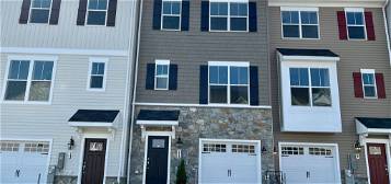 11 Taube Ct, Owings Mills, MD 21117