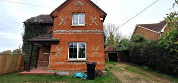 3 bedroom detached house to rent