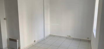 Studio  à vendre, 1 pièce, 27 m², Étage 0/–