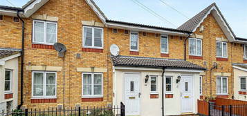 Terraced house to rent in Windsor Road, Gillingham, Kent ME7