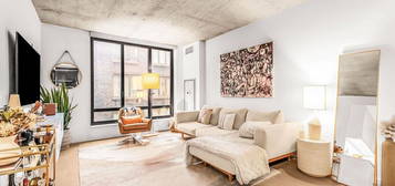 196 Orchard St Apt 6R, New York, NY 10002