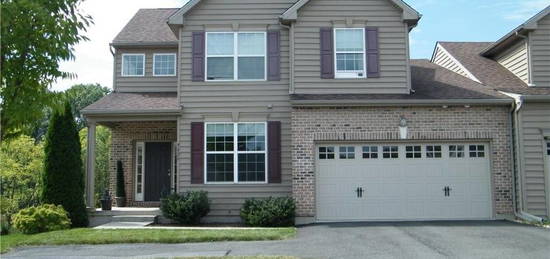 9624 Crescent Ln, Upper Macungie Township, PA 18031