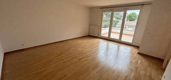 Location appartement 4 pièces 89 m²