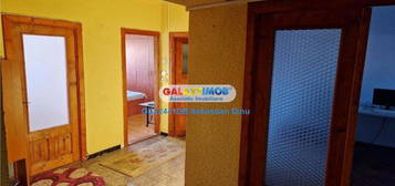 Vanzare apartament 3 camere ,confort 1, Targoviste