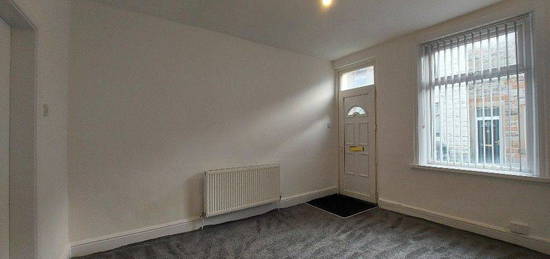 2 bed terraced house to rent