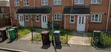 Terraced house to rent in Stephen Oake Close, Manchester M8