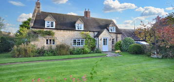 4 bed detached house for sale