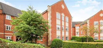 Flat to rent in Bennett Crescent, Cowley, Oxford OX4