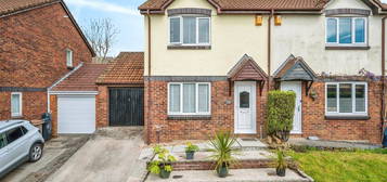 3 bed semi-detached house for sale