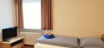 Gästezimmer in Filderstadt mit Internet, TV, Gästeküche, Etagendusche, GästeWc, Waschmaschine, Trocker, Nähe Messe Stuttgart