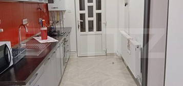 Apartament 2 camere, Micro 16.