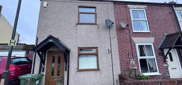 2 bed semi-detached house to rent