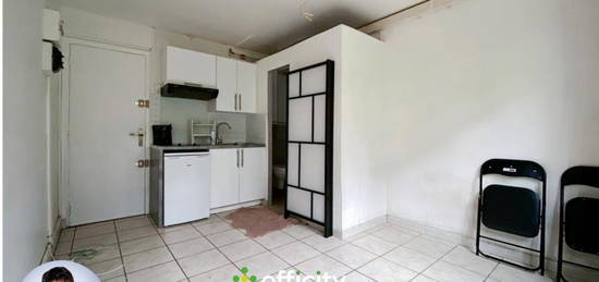 Studio  à vendre, 1 pièce, 12 m², Étage -1/3