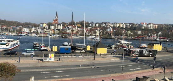 Zentrale, schöne 2-Zimmer Wohnung mit Fördeblick sucht Nachmieter