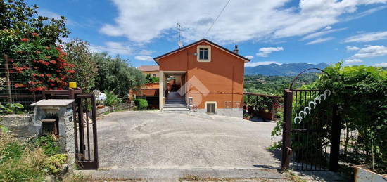 VILLA SINGOLA A SANT'AGATA DE' GOTI