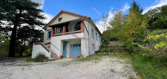 Vente villa 5 pièces 136 m²