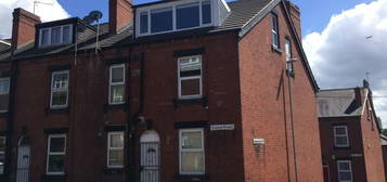 2 bedroom end of terrace house