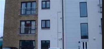 Flat to rent in Vasart Court, Perth PH1