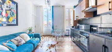 Référence : 4520-CLA - Appartement 3 pièces à Marseille 2e Arrondissement avec vue sur La Major