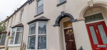 4 bedroom terraced house