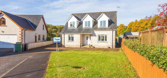 4 bed detached house for sale