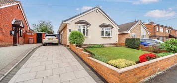 2 bedroom detached bungalow for sale