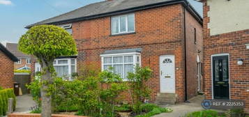 3 bedroom semi-detached house