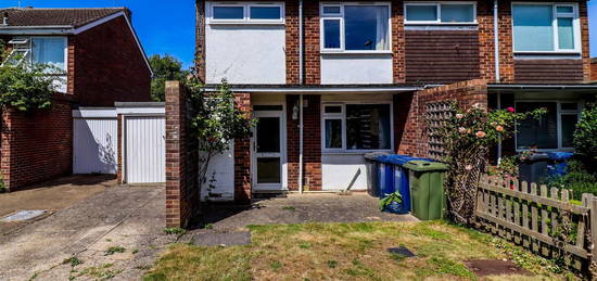 Property to rent in Exeter Close, Trumpington, Cambridge CB2