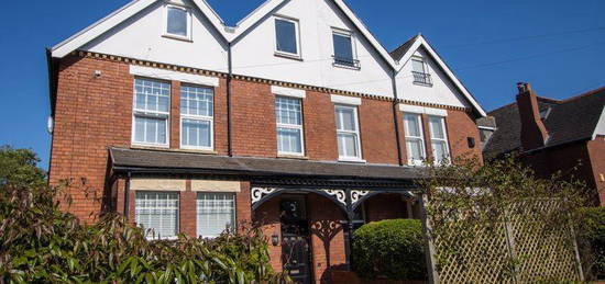 Flat for sale in Westbourne Road, Penarth CF64