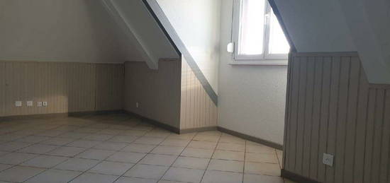 Appartement F2 proche centre ville