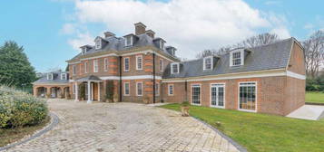 7 bedroom detached house for sale