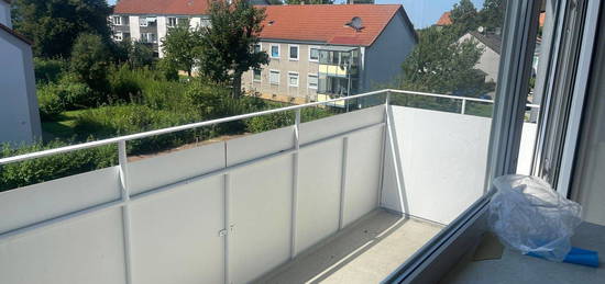 4 Zimmer Wohnung mit Balkon, See Nähe, 2x Bad