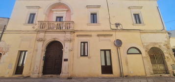 Casa indipendente in vendita in via Roma, 5