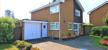 3 bed detached house for sale