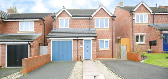 Detached house to rent in Bramble Close, Wilnecote, Tamworth B77