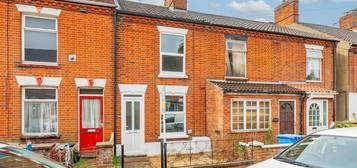 3 bed terraced house to rent