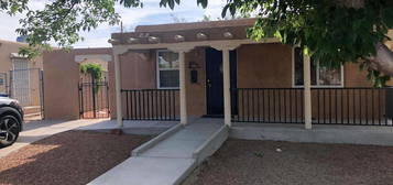 841 Cardenas Dr SE, Albuquerque, NM 87108