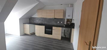 Appartement à proximité du centre-ville, F3, 86 m2 rénové