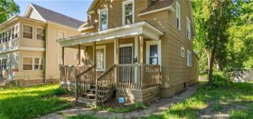 1611 22nd Ave N, Minneapolis, MN 55411