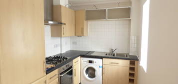 2 bed flat to rent