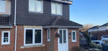 3 bedroom semi-detached house