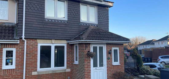 3 bedroom semi-detached house