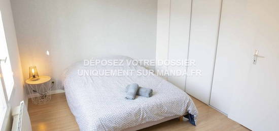 Location appartement 6 pièces 13 m²