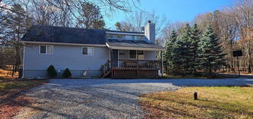 44 Hunt Rd, Albrightsville, PA 18210